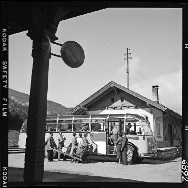 PostAuto übernimmt Kübli Reisen AG - … und 1957.