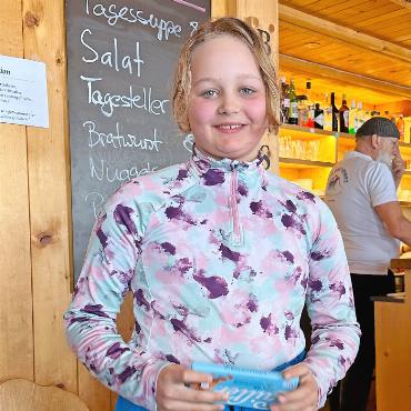 Heidi Sigrist und Hannes Marmet sind Saaner Clubmeister 2026 - Mädchen U11: Vanessa Ballif, 1. Rang.