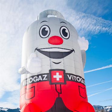 «Wir haben den Kilimandscharo in 8000 Metern Höhe überflogen» - Der neue Vitogaz-Ballon der Take-Off Balloon AG mit einem Volumen von 3000 Kubikmetern am 45. Internationalen Ballonfestival von Château-d’Oex.