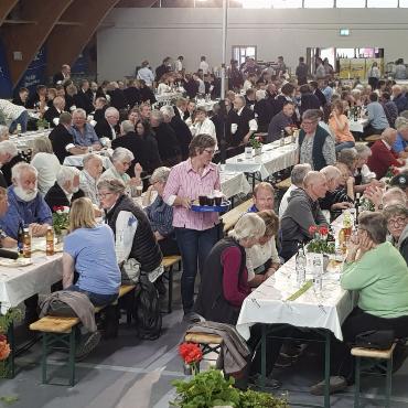 Forty:love für die Jodlerinnen, Jodler und das Quartett «Waschächt»