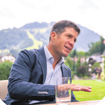 Martin Nydegger über Luxus, Authentizität und internationale Gäste - «Travel Better» im Zentrum:Flurin Riedi…