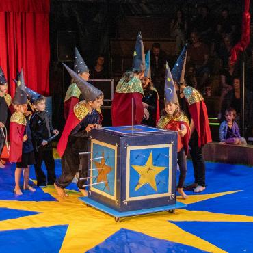 Wow – was für eine Show im Zirkuszelt zum Abschluss des 100-Jahr-Jubiläums der Schule Rütti