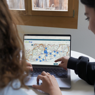 Lehrstellenplattform für das Berner Oberland geht live - Lehre BeO ist die neue Plattform für Lehrstellensuchende. (Foto: zvg)