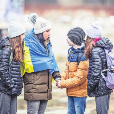 50 Ukrainische Waisenkinder in Gstaad - Am letzten Wochenende sind 50 Waisenkinder und ihre sieben Betreuerinnen aus dem ukrainischen Kramatorsk in Gstaad eingetroffen. SYMBOLBILD: ADOBE STOCK