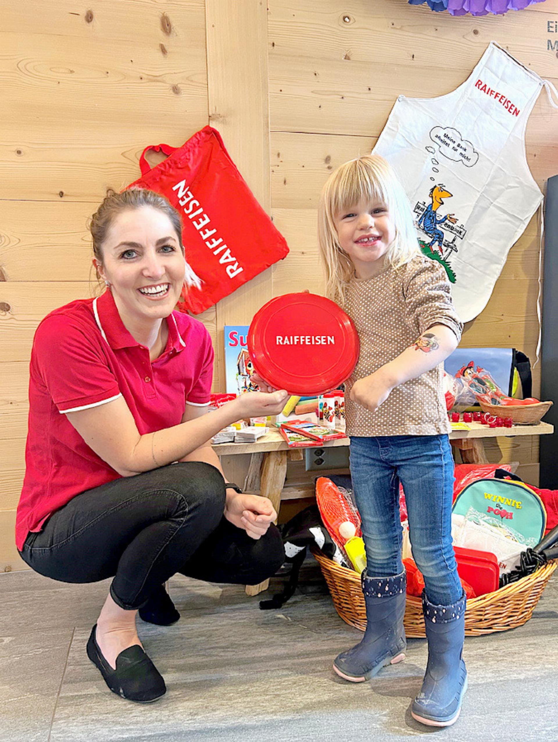 Erfolgreicher Kässelitag der Raiffeisenbank Obersimmental-Saanenland