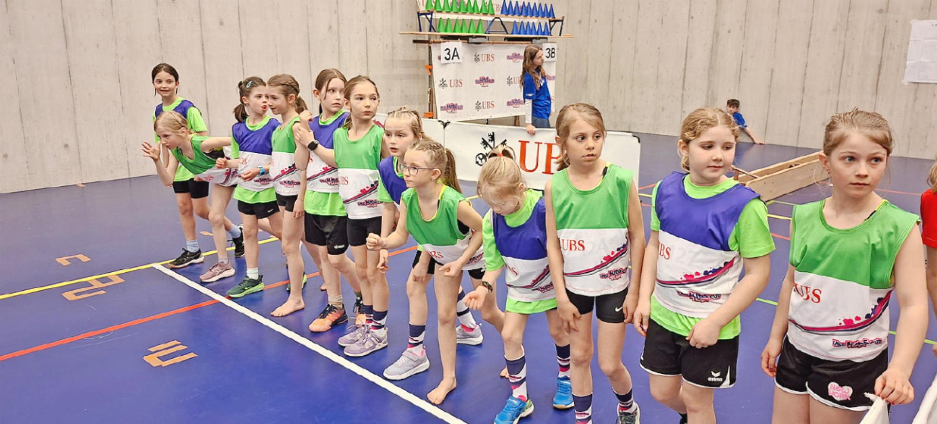 Starker Auftritt des TV Saanen-Gstaad am UBS-Kids-Cup-Schweizerfinal in Amriswil - Das Bild wird blockiert. – Möglicherweise durch einen aktiven Adblocker.