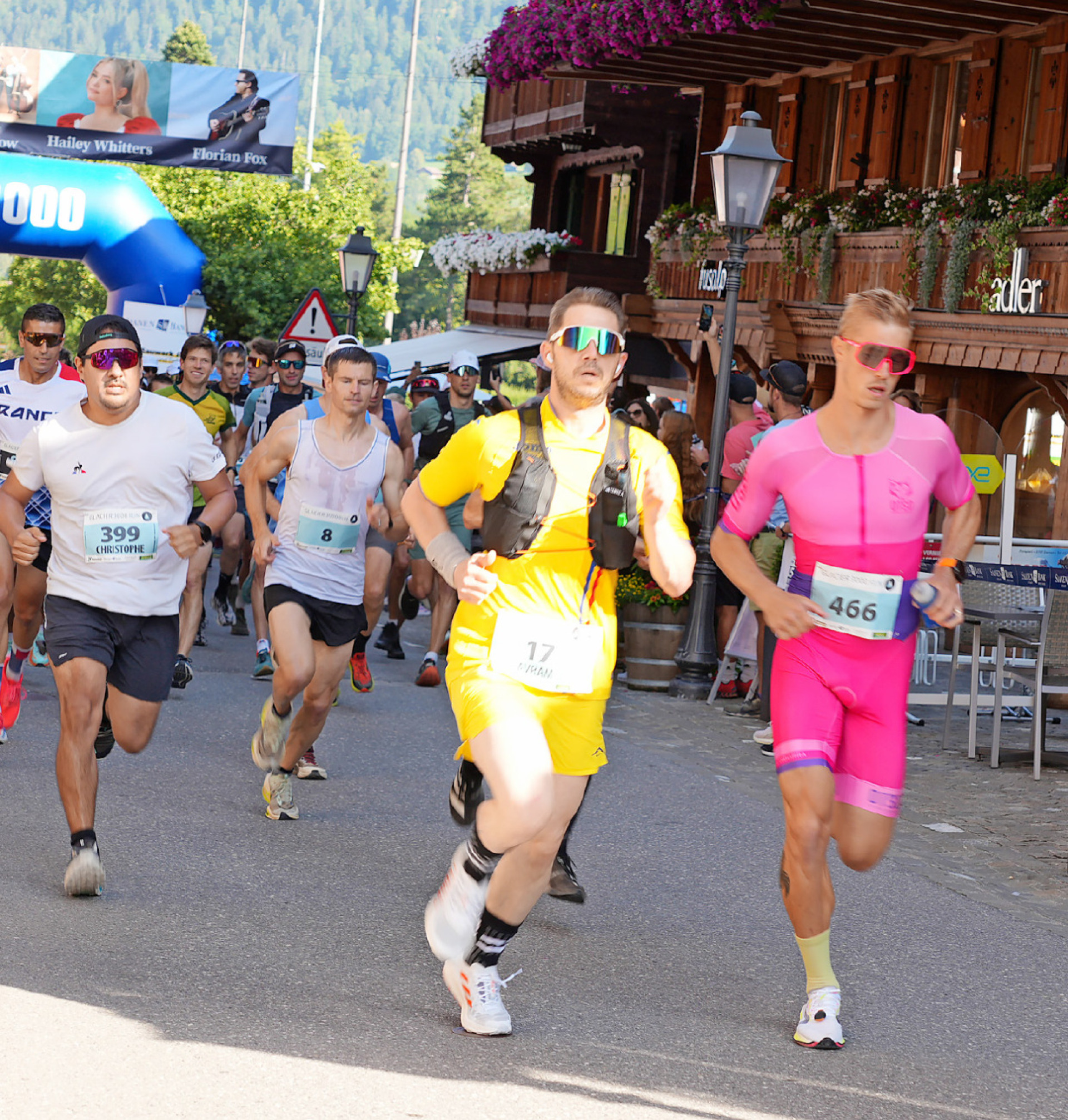 Schweizer Dominanz am Glacier 3000 Run
