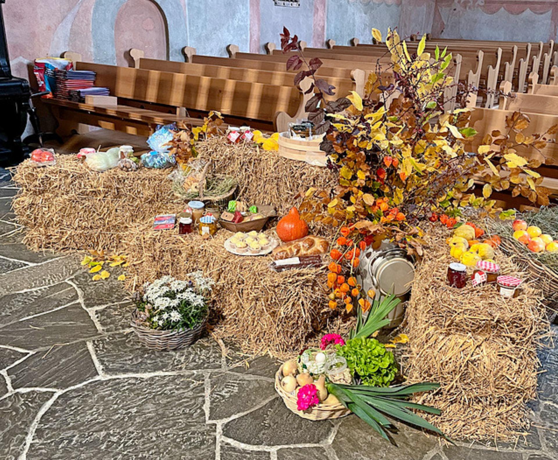 Grosses Erntedankfest in der Kirche Saanen - Das Bild wird blockiert. – Möglicherweise durch einen aktiven Adblocker.