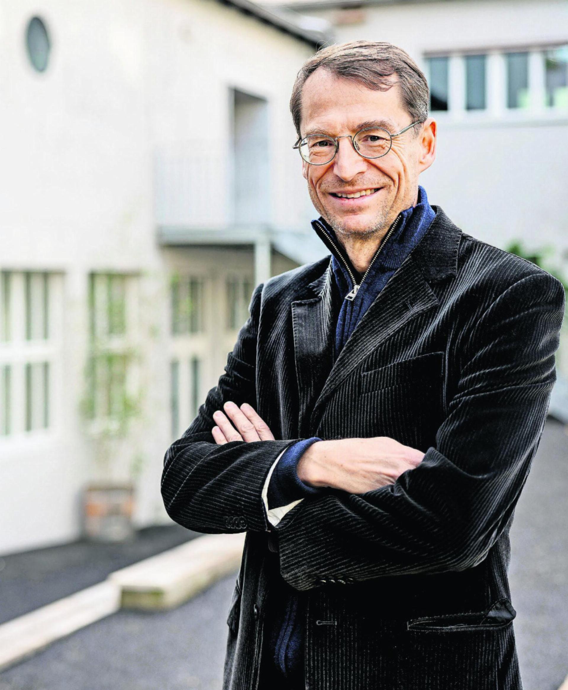 «Die Künstler sollten im Rampenlicht stehen»