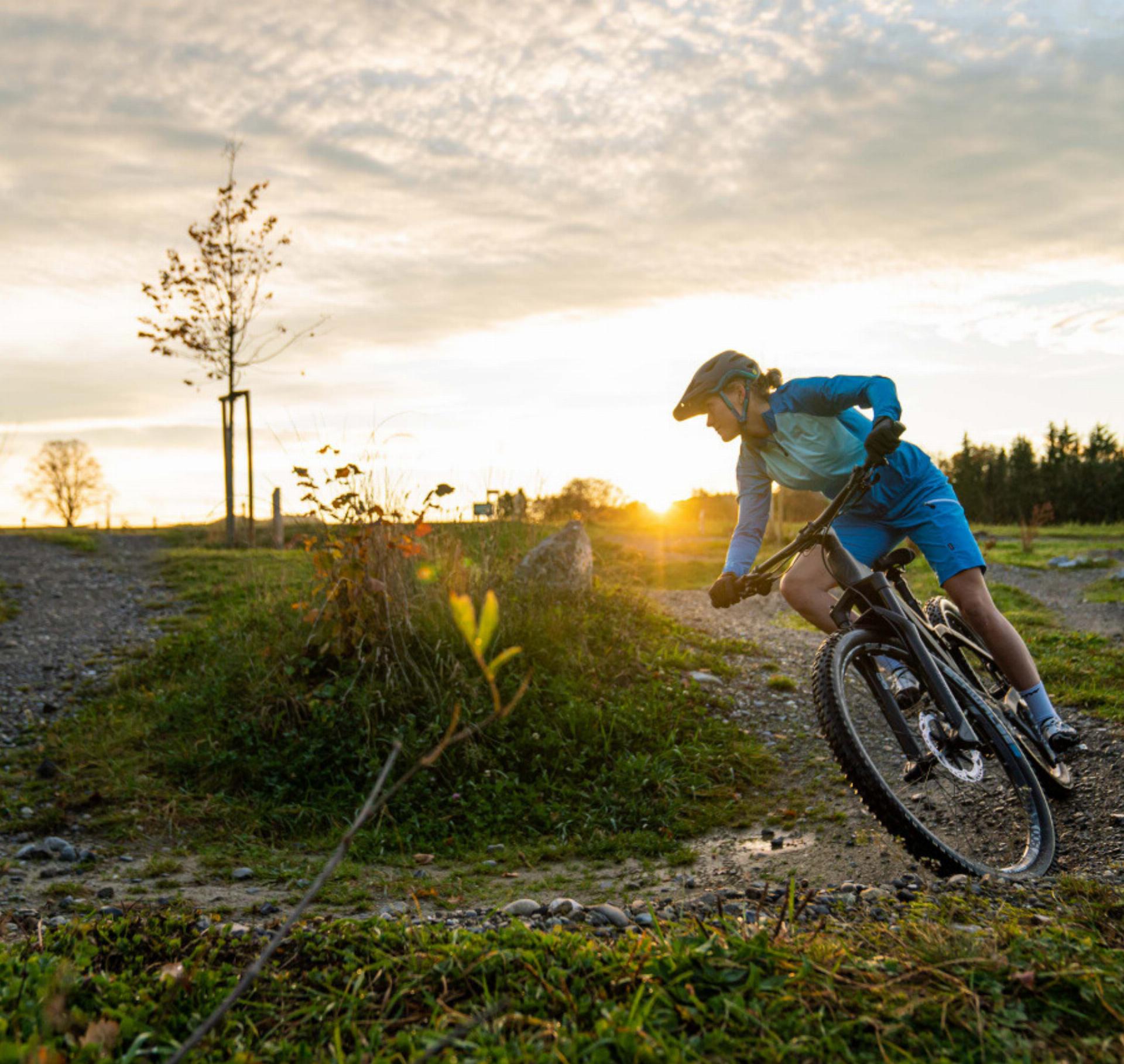 Saison-Schlussverkauf in Thömus Bike Store Gstaad - Das Bild wird blockiert. – Möglicherweise durch einen aktiven Adblocker.