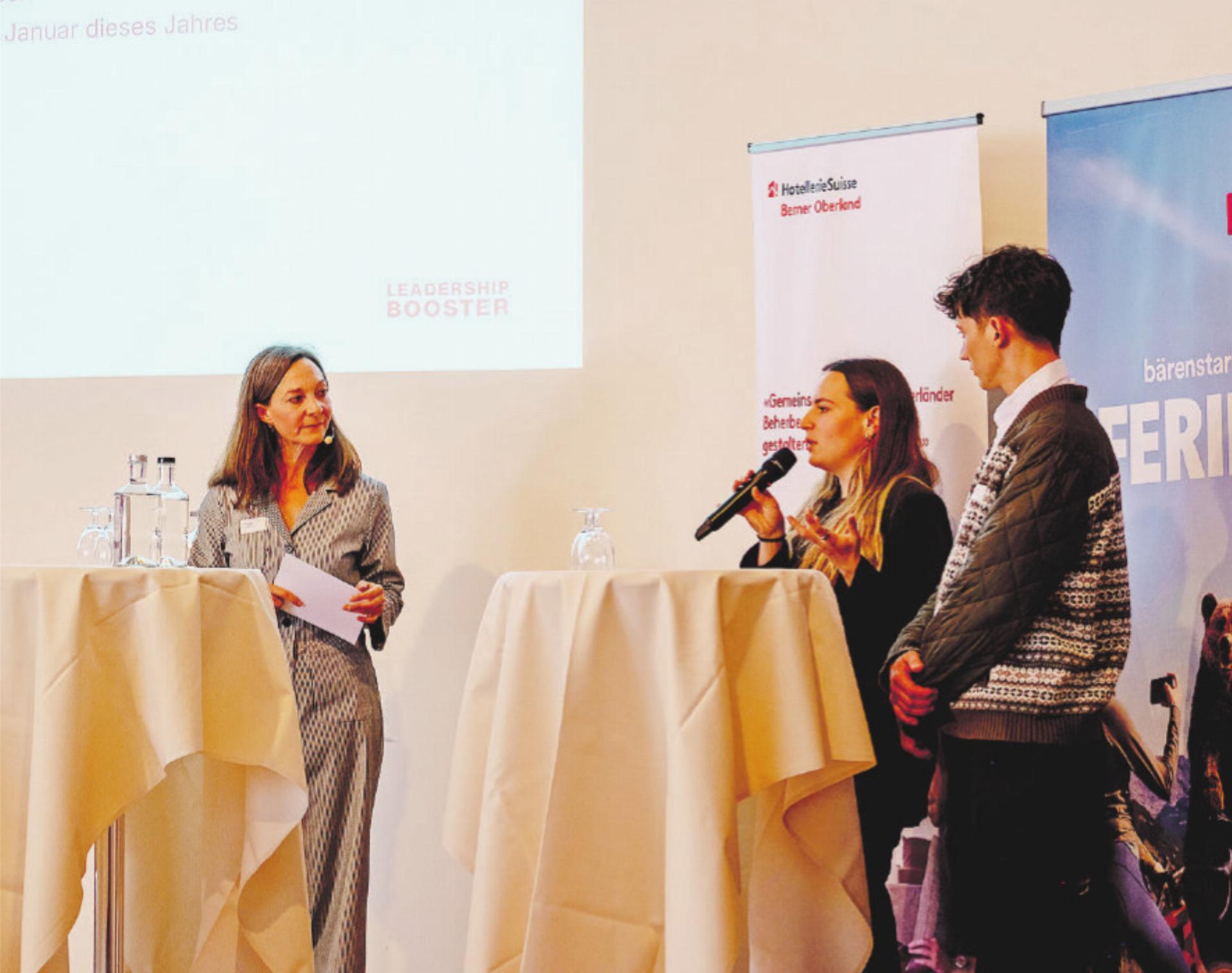 Tourismusforum diskutiert über bewusste Mitarbeiterführung - Das Bild wird blockiert. – Möglicherweise durch einen aktiven Adblocker.