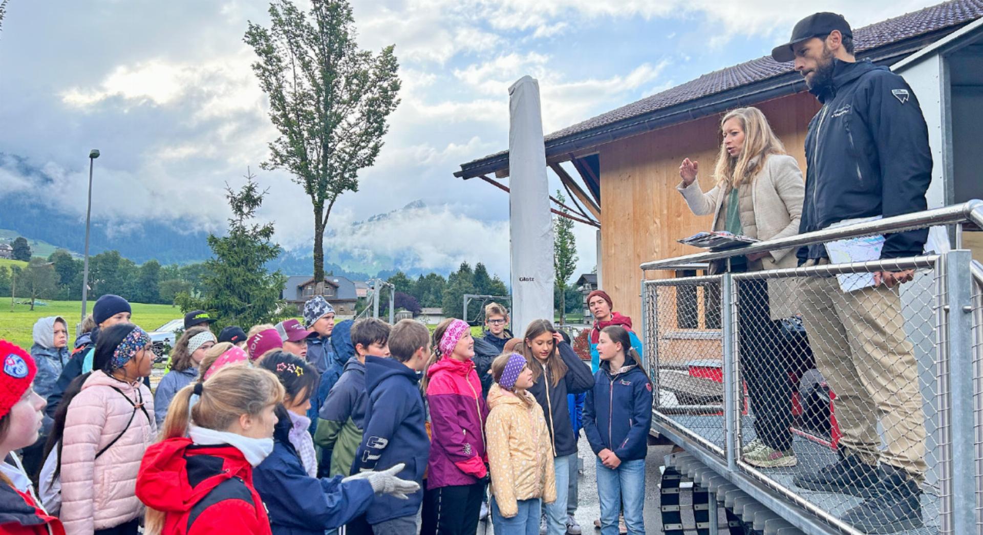 Schulkinder absolvierten erfolgreich den Postenlauf