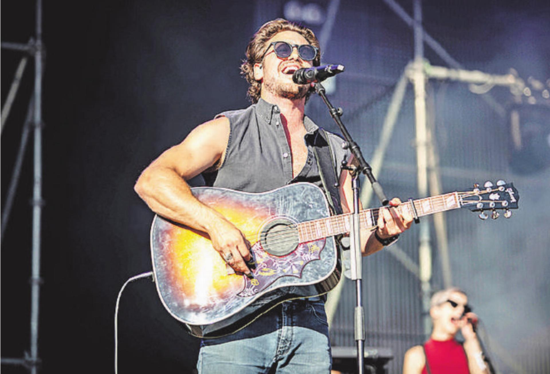Bastian Baker an der Country Night Gstaad 2022 - Das Bild wird blockiert. – Möglicherweise durch einen aktiven Adblocker.