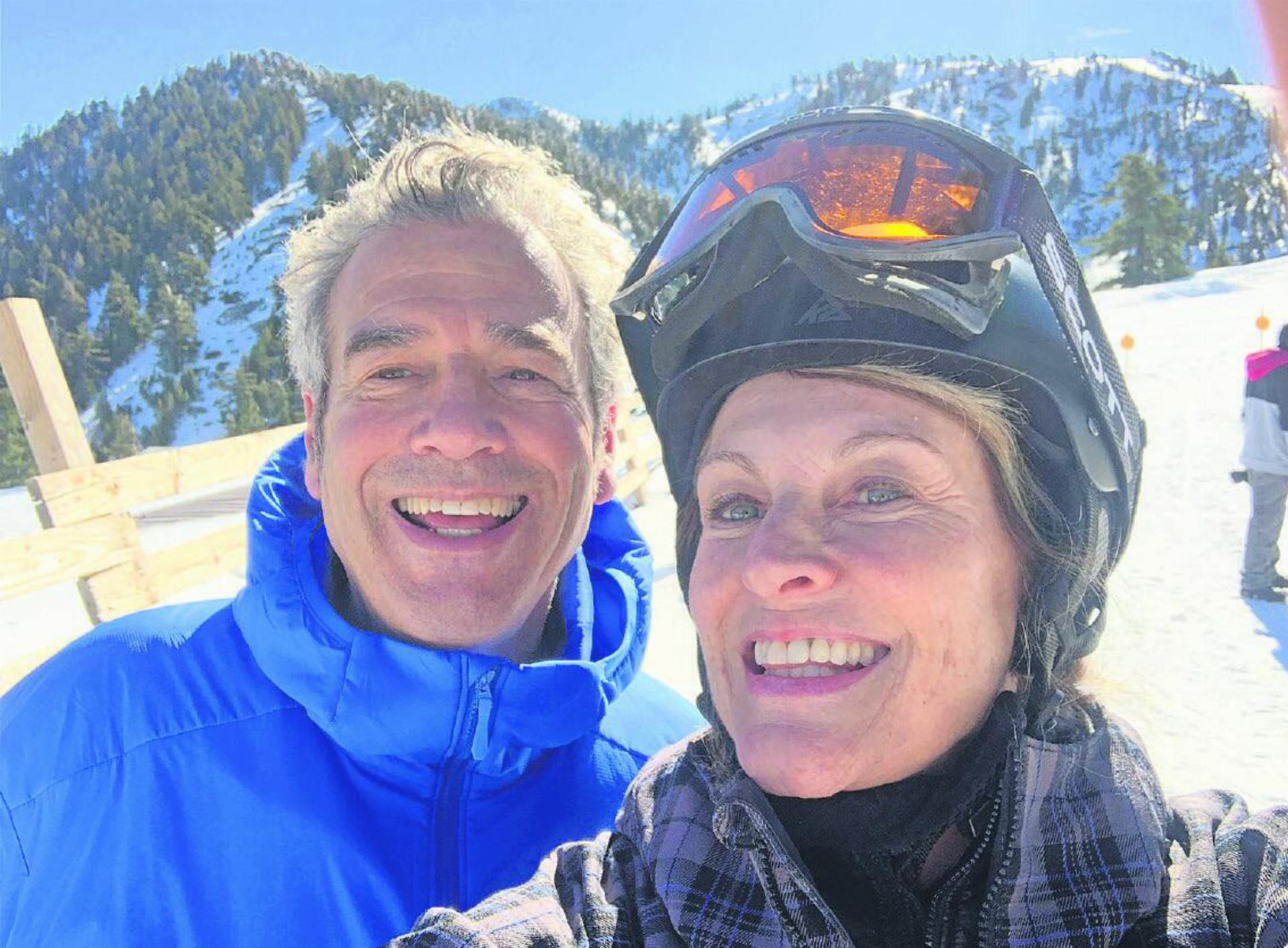 Auf der Piste sind JulieRae und Marc Trunz auch anzutreffen, wobei er das Skifahren im Saanenland gelernt hat. FOTOS: ZVG