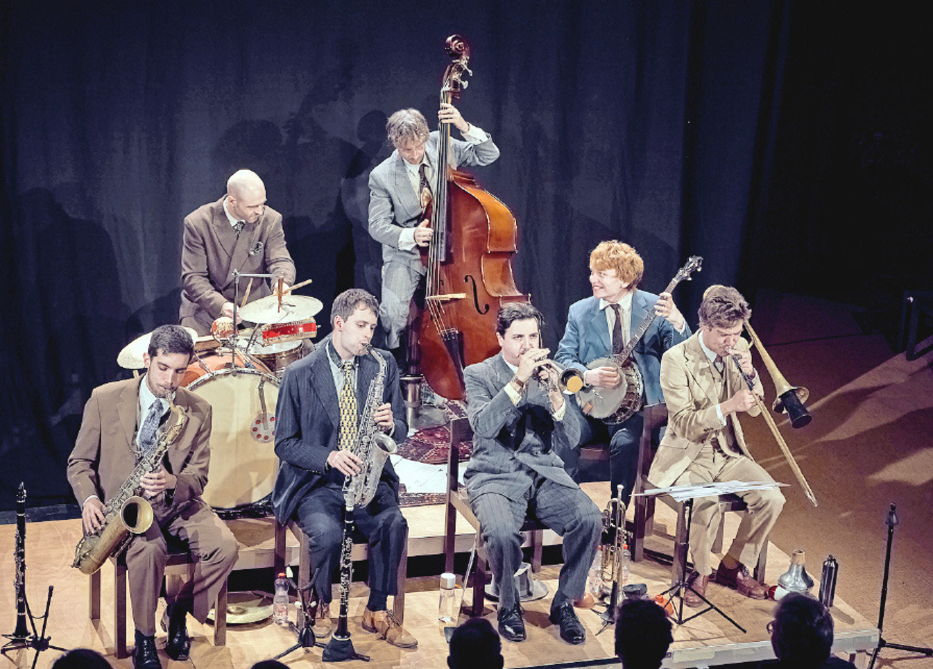 The «Fried Seven» brachten die goldenen Zwanziger nach Zweisimmen - Das Bild wird blockiert. – Möglicherweise durch einen aktiven Adblocker.