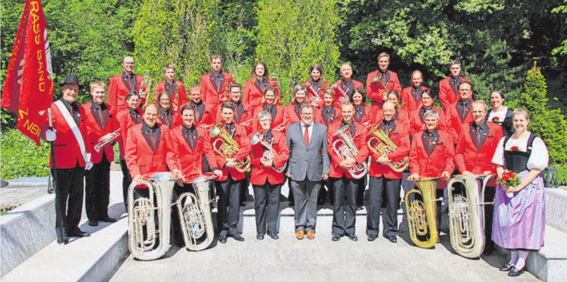 Die Brass Band «Harmonie» Saanen spielt am Freitag, 1. Juli um 20 Uhr im Musikpavillon in Saanen. FOTO: ZVG