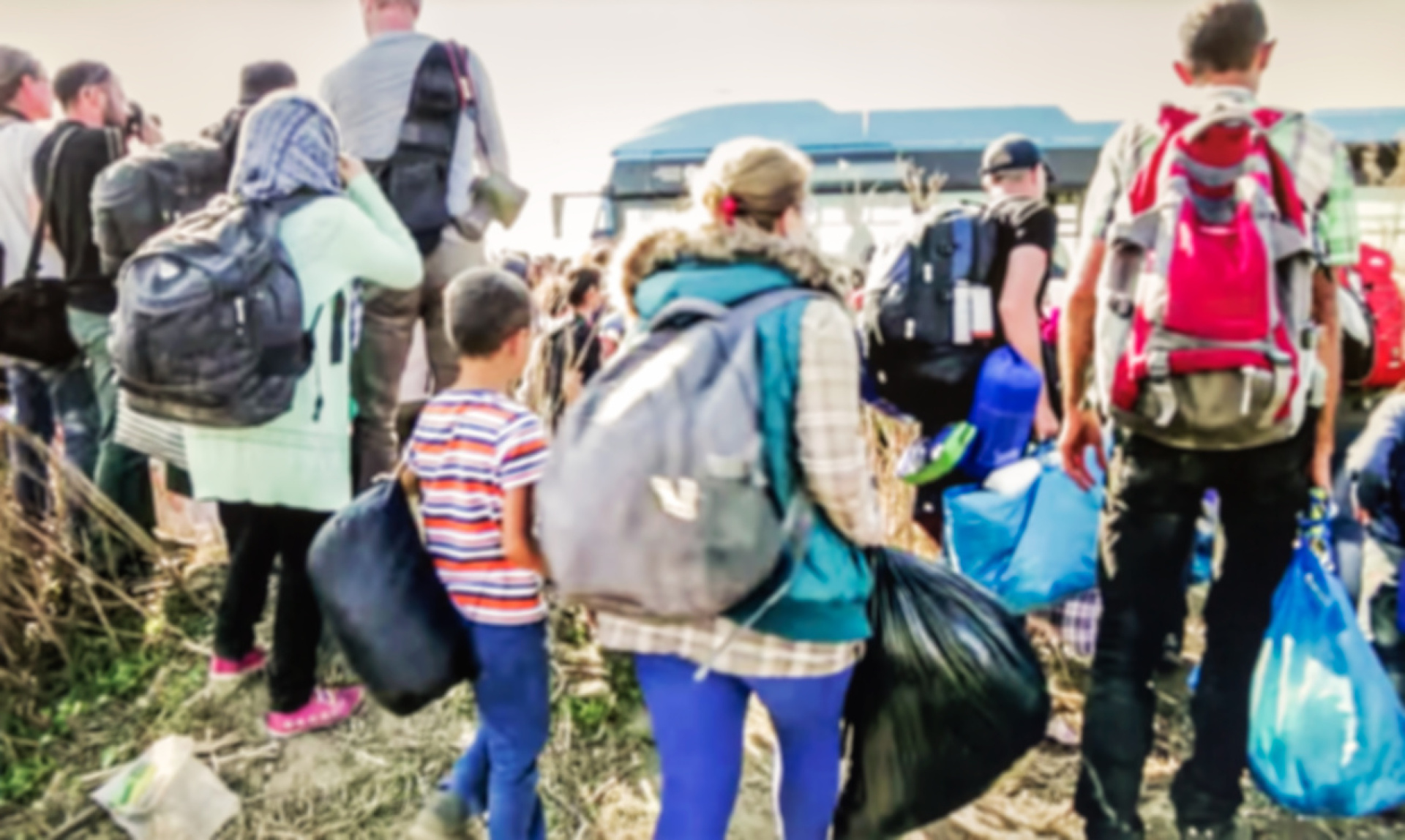 Hunderttausende fliehen aus der Ukraine nach Europa und auch in die Schweiz. (Symbolbild: AdobeStock)