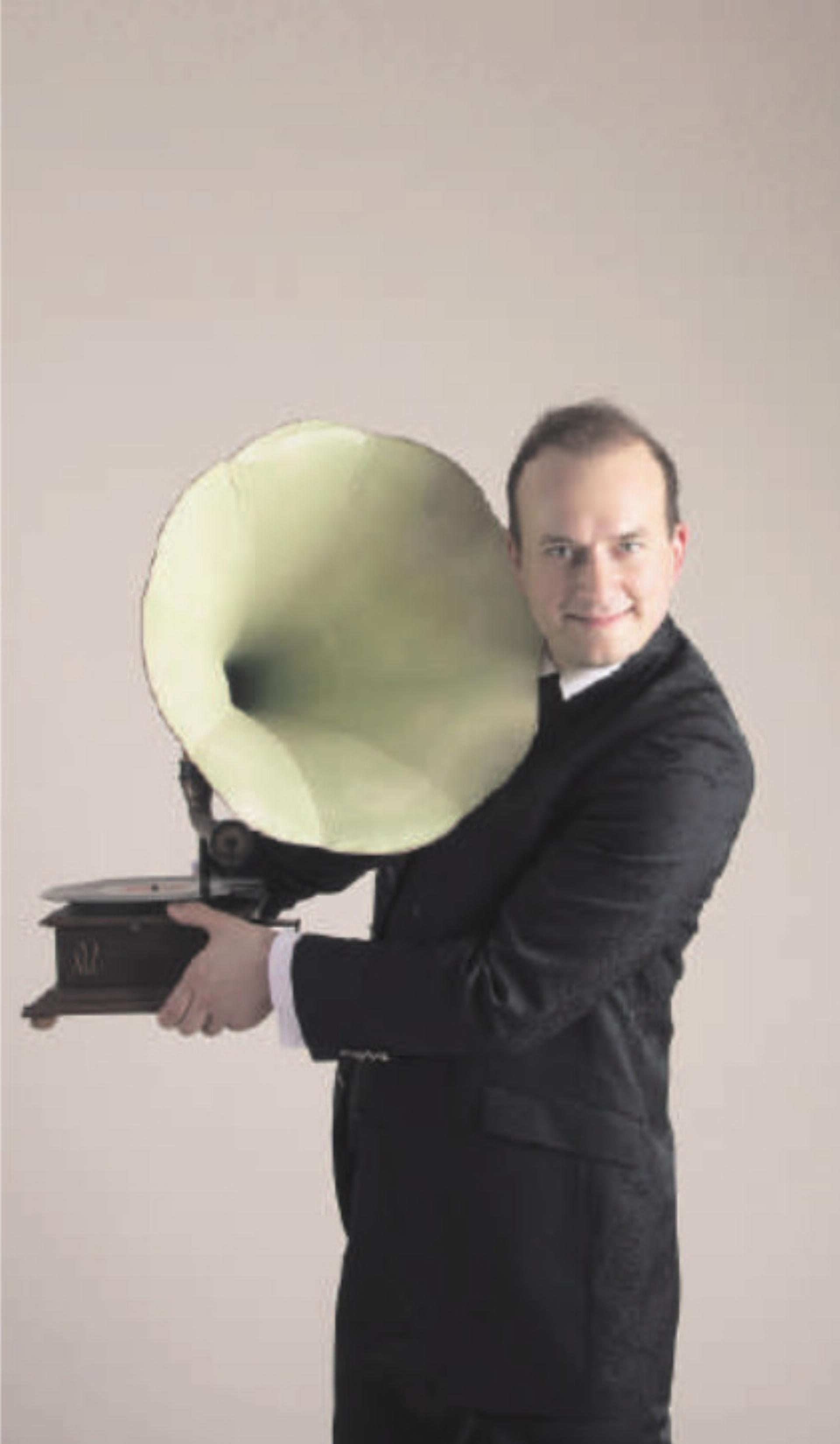 Lieder der klassischen Moderne und Evergreens der Operette
