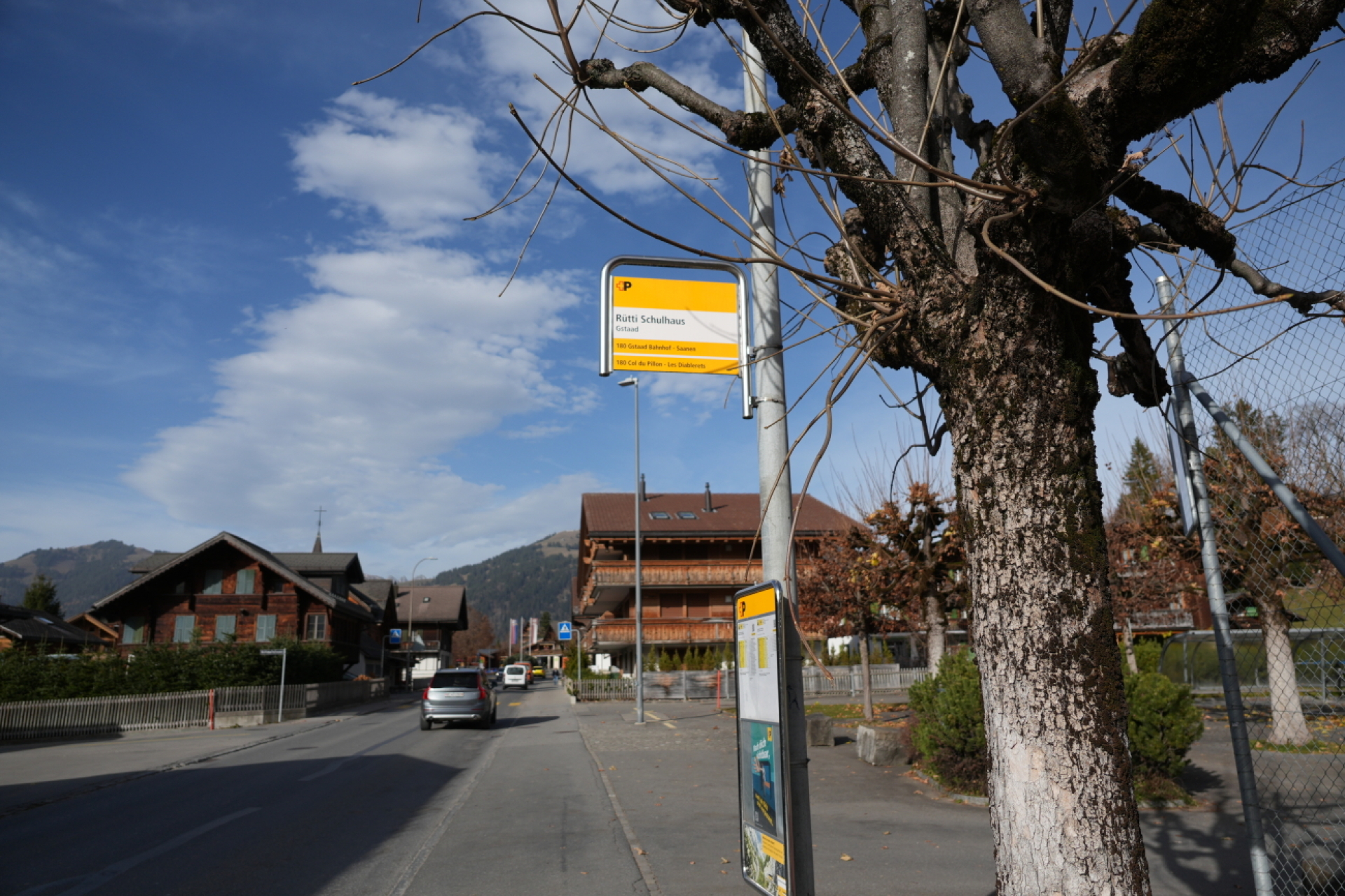 In Zukunft mehr überdachte Postbusunterstände? - Das Bild wird blockiert. – Möglicherweise durch einen aktiven Adblocker.