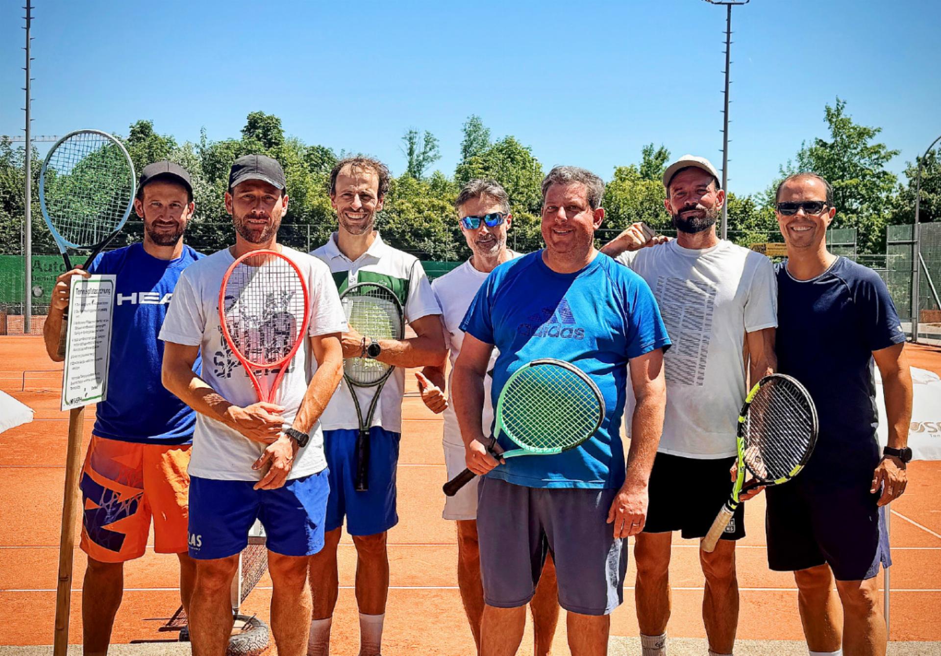 Jungsenioren des TC Gstaad steigen auf