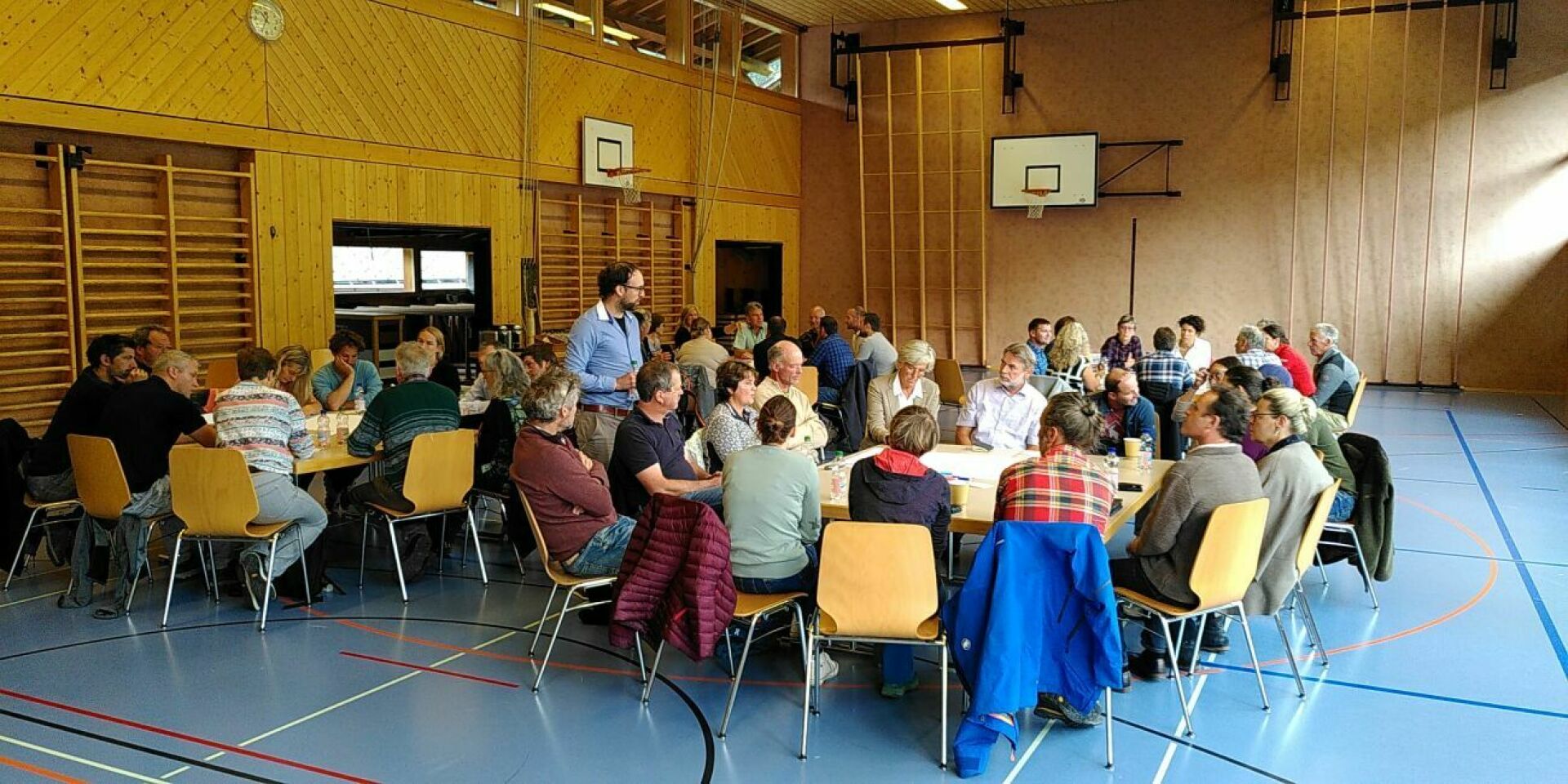 Das Forum 2022 in Lauenen stösst auf reges Interesse
