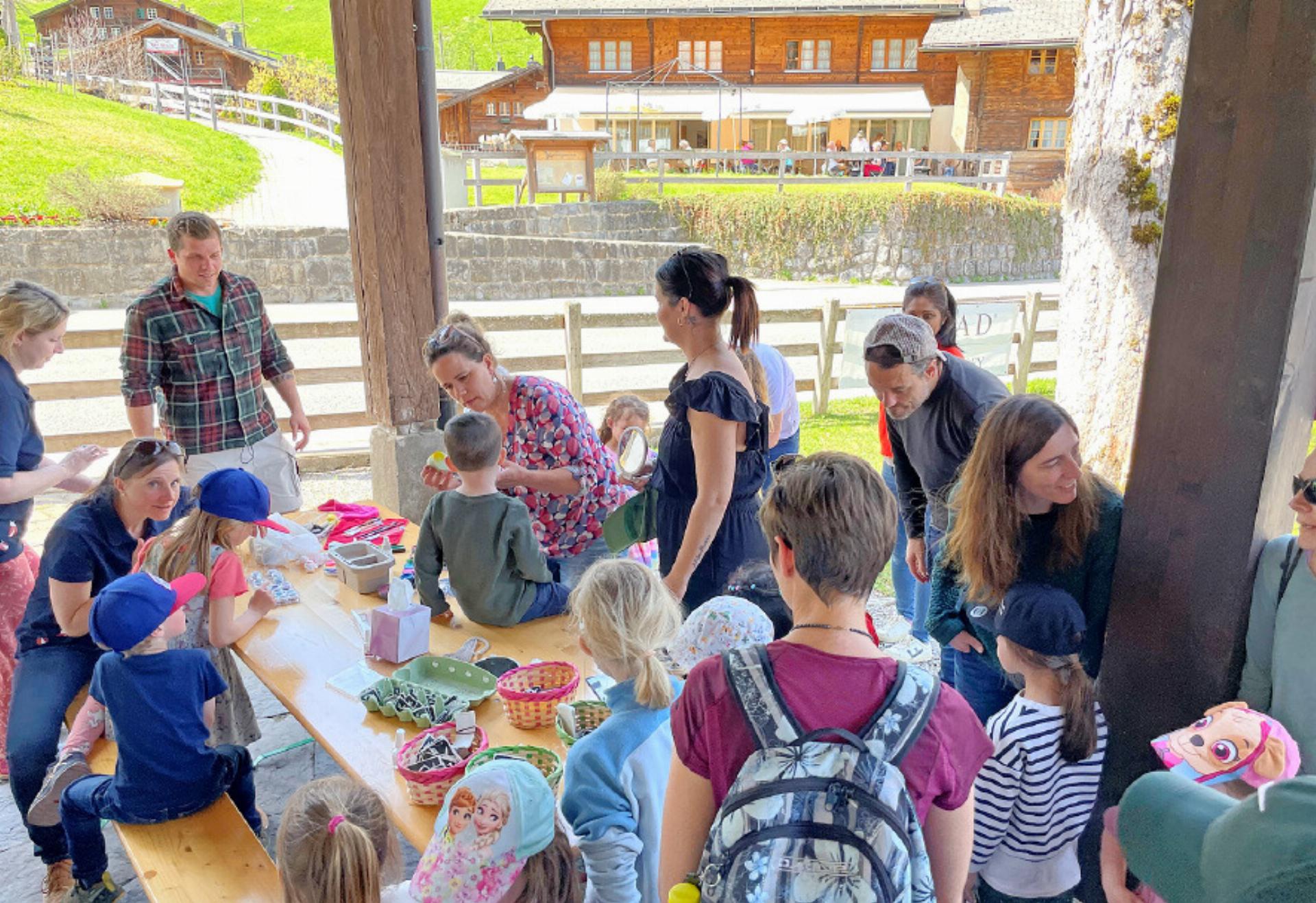 Frühlingsfest in Gsteig-Feutersoey - Das Bild wird blockiert. – Möglicherweise durch einen aktiven Adblocker.