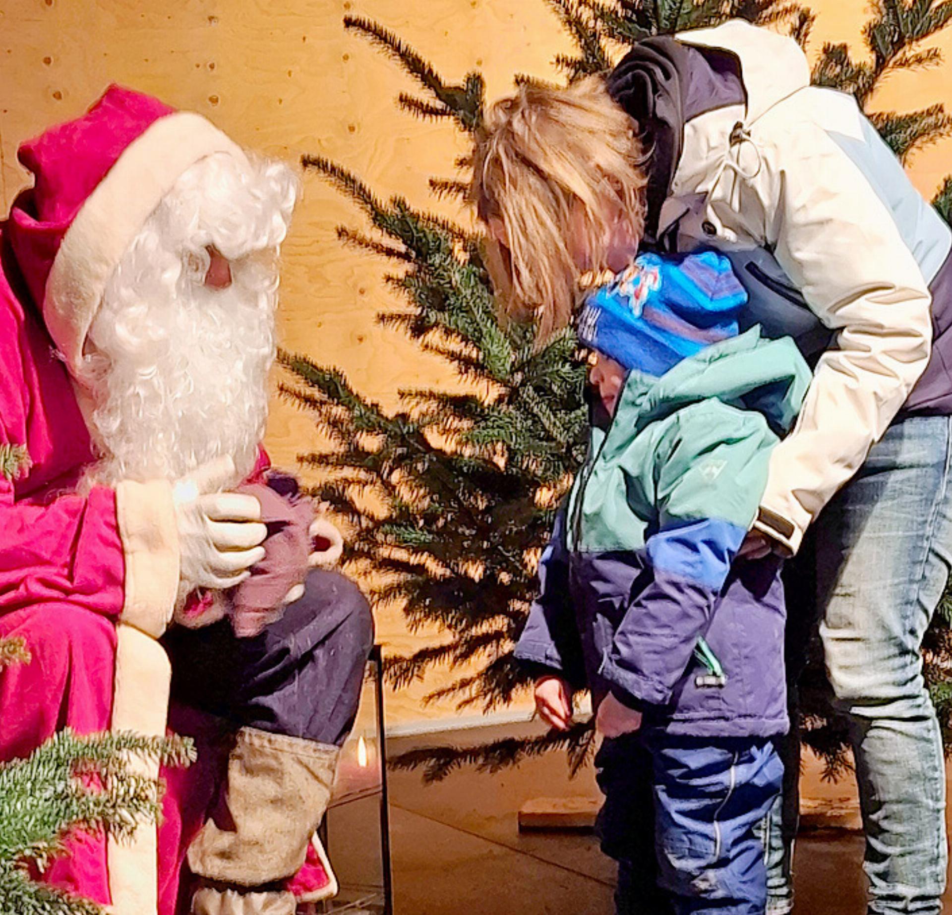 Saaner Weihnachtsmärkte, Samichlous und Adventskalender - Das Bild wird blockiert. – Möglicherweise durch einen aktiven Adblocker.