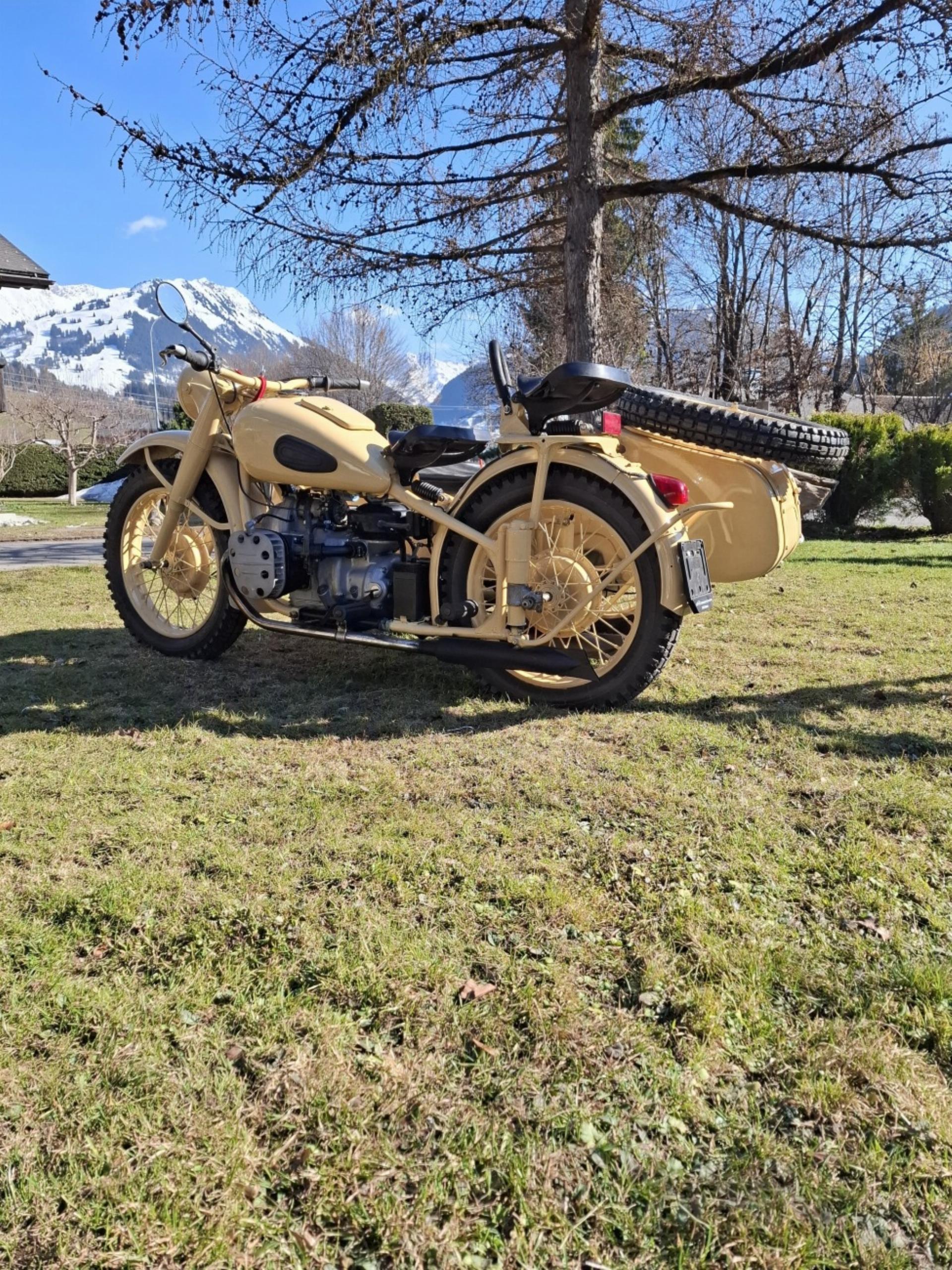 Hinter «Soldat Vögeli»  arbeitet ein grosses Team - Das Bild wird blockiert. – Möglicherweise durch einen aktiven Adblocker.