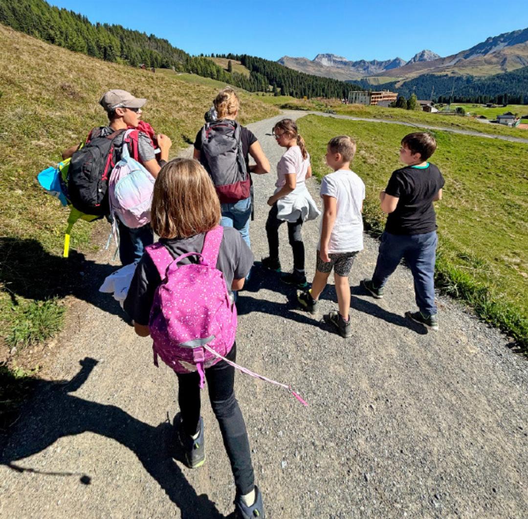 Bei solch einem Prachtwetter lässt es sich leicht wandern. Bei solch einem Prachtwetter lässt es sich leicht wandern.