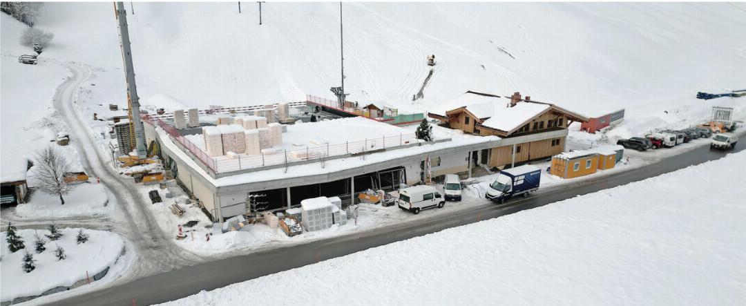 Die Ansicht des Racing Centers Huble für ankommende Besucherinnen und Besucher. FOTO: MARCO MINNIG Die Ansicht des Racing Centers Huble für ankommende Besucherinnen und Besucher. FOTO: MARCO MINNIG