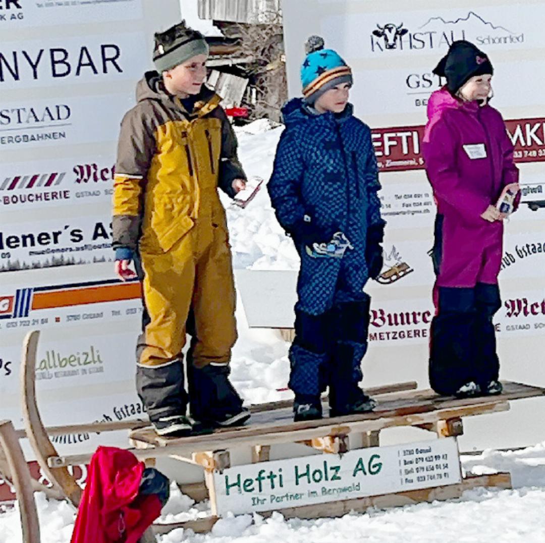 Der grosseHornschlitten wird alsPodest verwendet.
FOTO: PAULA MITTAG Der grosseHornschlitten wird alsPodest verwendet.
FOTO: PAULA MITTAG