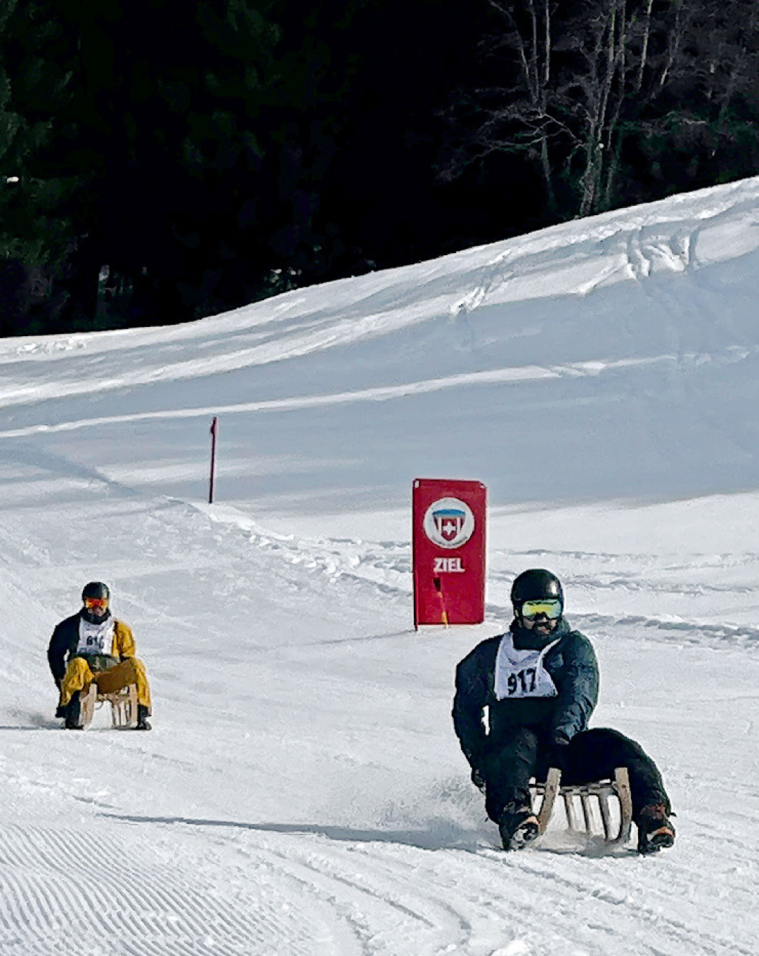 Direkt nacheinander ins Ziel. FOTOS: PAULA MITTAG Direkt nacheinander ins Ziel. FOTOS: PAULA MITTAG