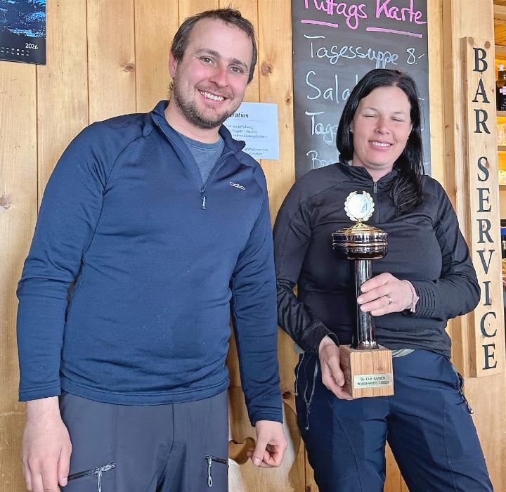Clubmeister Hannes Marmet und Clubmeisterin Heidi Sigrist.