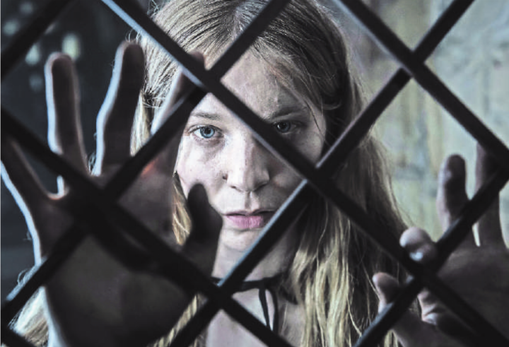 Szene aus dem Film «Die Schwarze Spinne». FOTO: ZVG