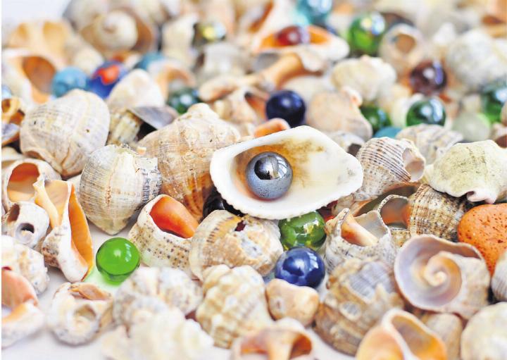 Perlen der Erinnerung – Perlen des Lebens. Jede unterschiedlich und wertvoll. SYMBOLBILD: VAL KRASN/SHUTTERSTOCK