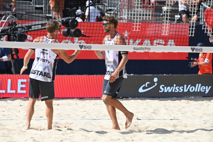 Marco Krattiger feierte seinen Geburtstag und zugleich mit seinem Teamkollegen Florian Breer das Erreichen der nächsten Runde. (Fotos:AvS)