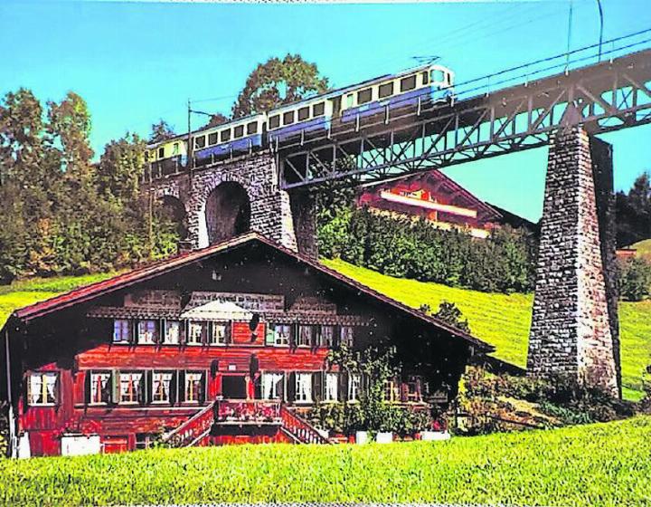 Unser Leser Franz Jost schickte uns diese alte Postkarte der MOB-Brücke in Gstaad. EINGESANDT VON FRANZ JOST, SCHÖNRIED