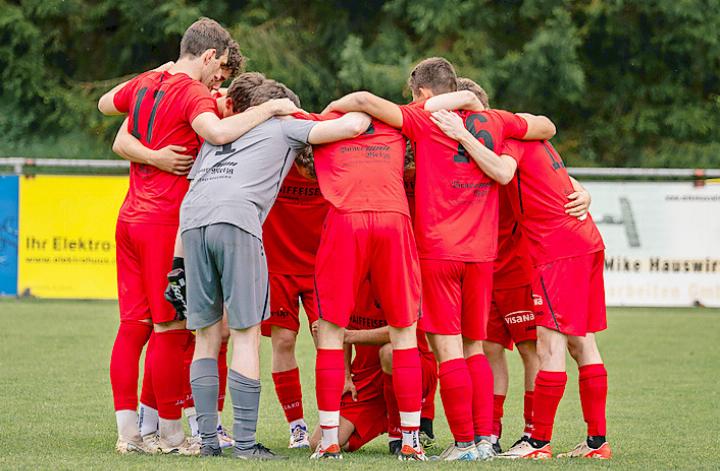 Die 1. Mannschaft des FC Sarina spielt ihr Saisonabschlussspiel gegen den FC Goldstern. FOTO: ZVG