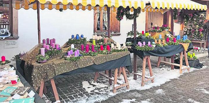 Grosse Auswahl am Adventsverkauf. FOTO: ZVG