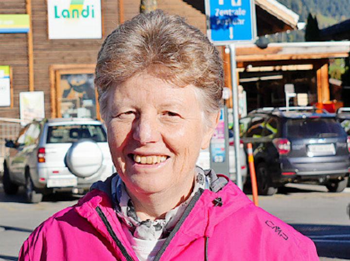 LINDA MÜLLENER