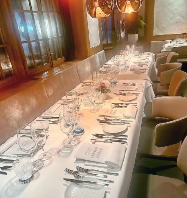 Geschmackvoll gedeckter Tisch.    FOTOS: ZVG