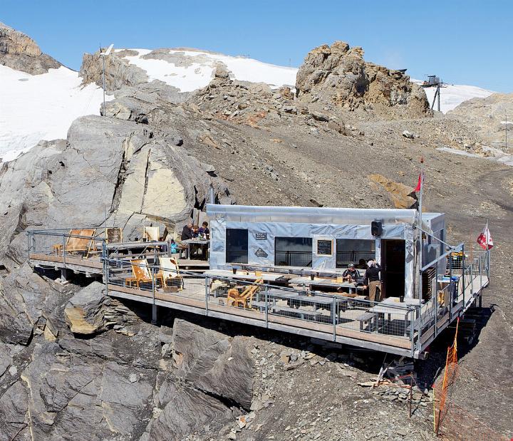 Das «Refuge l’Espace» ist nach der Pensionierung von Roland und Inge Beer geschlossen – bis sich wieder jemand findet, der sich in diesen speziellen Ort verliebt und hier Gäste verwöhnen will. FOTO: ZVG