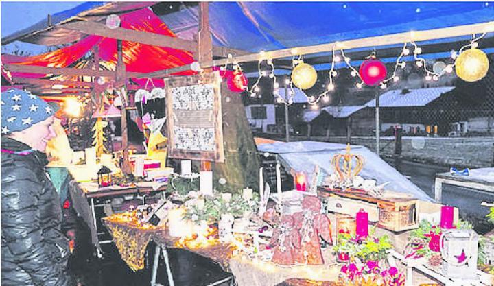 Am letzten Adventsmarkt 2020 in Feutersoey. FOTO: ZVG