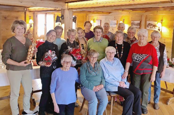 Geselliges Beisammensein am Turnerweihnachtsessen. FOTO: ZVG