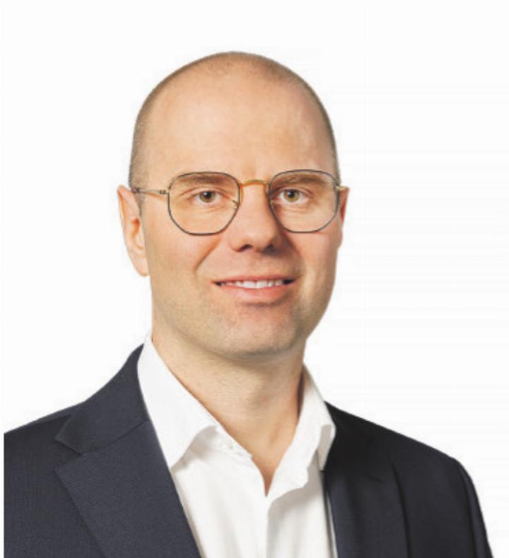 Michael Schopfer FinanzcoachKey ClientsOberland