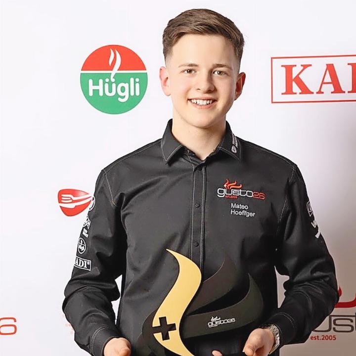 Mateo Hoefliger ist Schweizermeister der
Kochlernenden.    FOTO: GUSTO