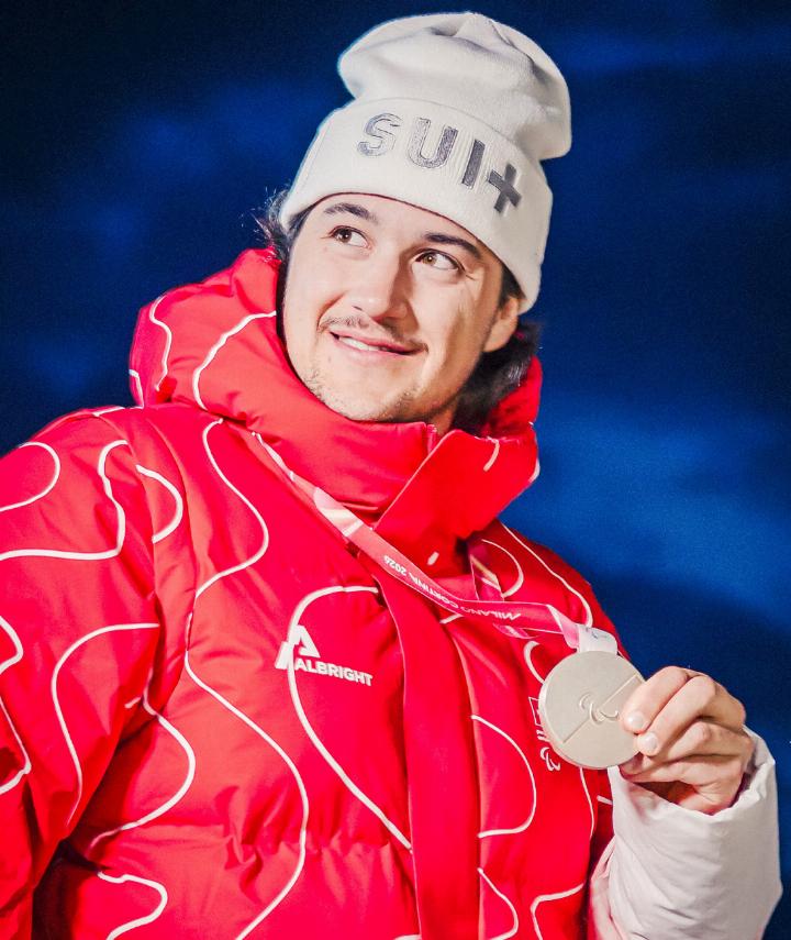 Fabrice von Grünigen gewann im Banked Slalom Silber. FOTO: SWISS PARALYMPIC/GABRIEL MONNET