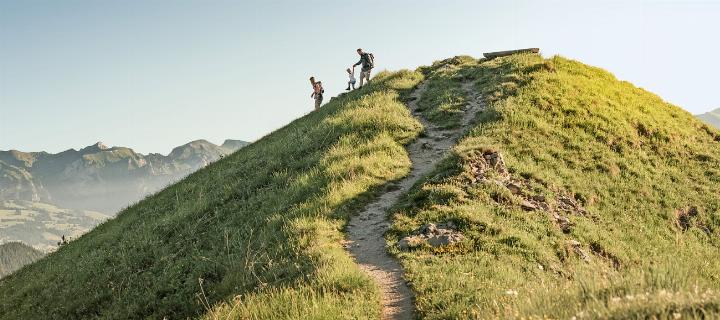 In die Alpen statt ans Meer – Sommer undHerbst werden in unserer Destination immer wichtiger. FOTOS: GST In die Alpen statt ans Meer – Sommer undHerbst werden in unserer Destination immer wichtiger. FOTOS: GST