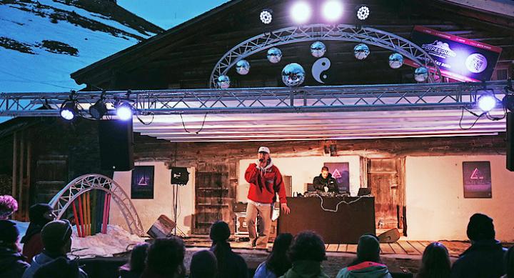 Slopesound Saanenmöser unter dem Motto «1 Wochenende, 5 Locations und 1000 gute Vibes» FOTO: ZVG