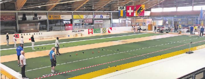 Eishalle Kandersteg mit vier Bowls-Rinks von je 30 × 4 m. FOTOS: ZVG